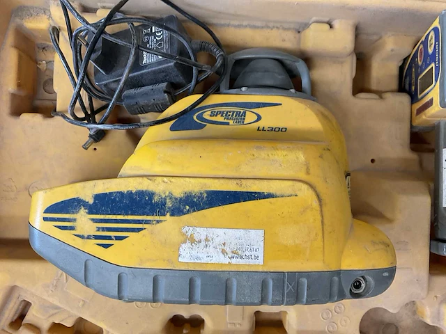 Makita slijpschijf , spectra bouwlaser. - afbeelding 6 van  8