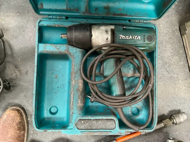 Makita tw0350 elektrische slagmoersleutel - afbeelding 2 van  3