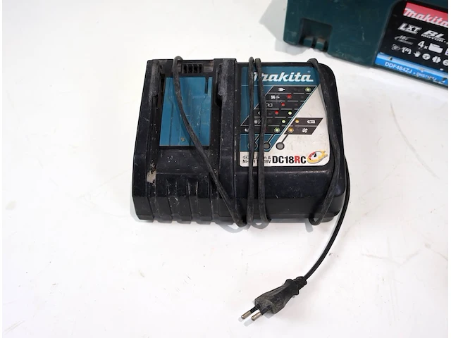 Makita vijsmachine - afbeelding 5 van  6