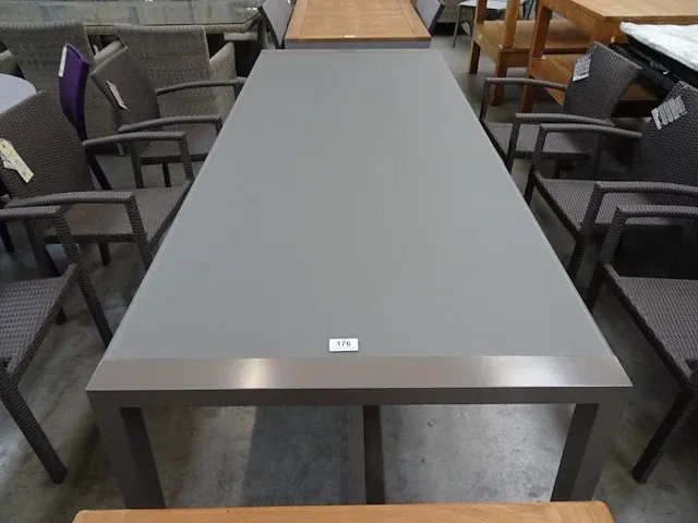 Mamagreen alu tuintafel taupe met design onderstel 240cm - afbeelding 2 van  3