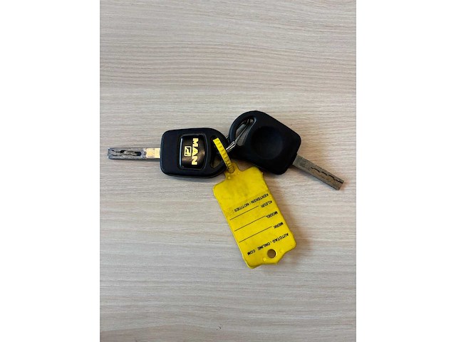 Man - 2006 - tga 33.350 - vrachtwagen - afbeelding 27 van  33