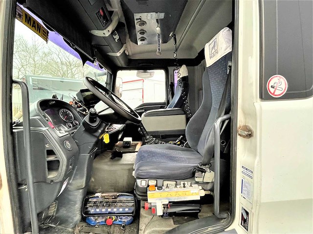 Man - tg35.360 - vrachtwagen met kraanarm - afbeelding 18 van  19