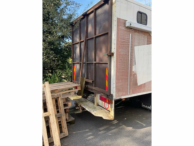 Man l84f paardenvrachtwagen - afbeelding 2 van  14