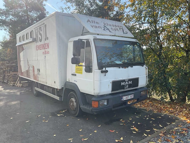 Man l84f paardenvrachtwagen - afbeelding 1 van  14