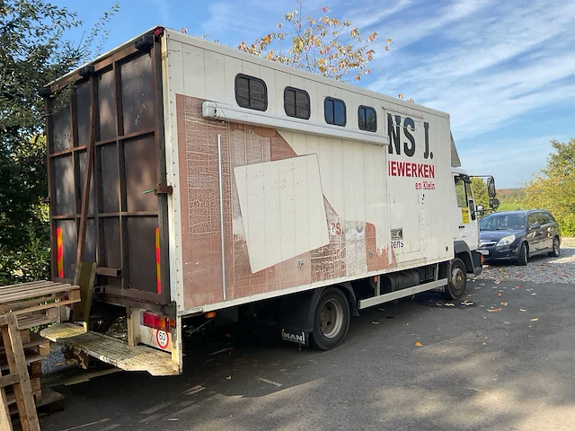 Man l84f paardenvrachtwagen - afbeelding 9 van  14