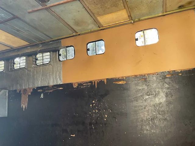 Man l84f paardenvrachtwagen - afbeelding 11 van  14