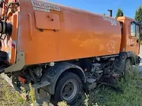 Man le220c borstelveegmachine - afbeelding 3 van  8