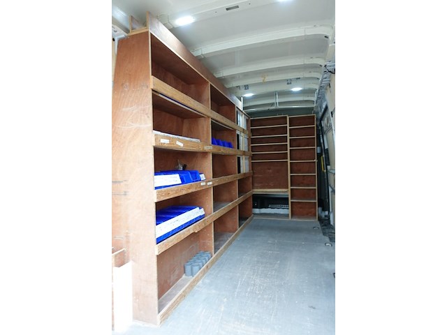 Man tge - afbeelding 8 van  21