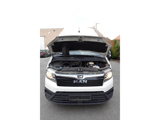 Man tge - afbeelding 11 van  21