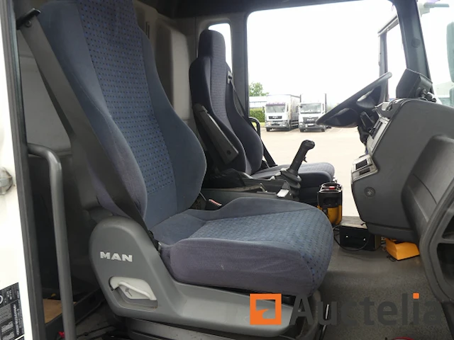Man vacuümwagen (2008-201.882 km-vin:wmah39zz58l050583) - afbeelding 4 van  64