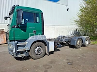 Man vrachtwagen - afbeelding 7 van  46