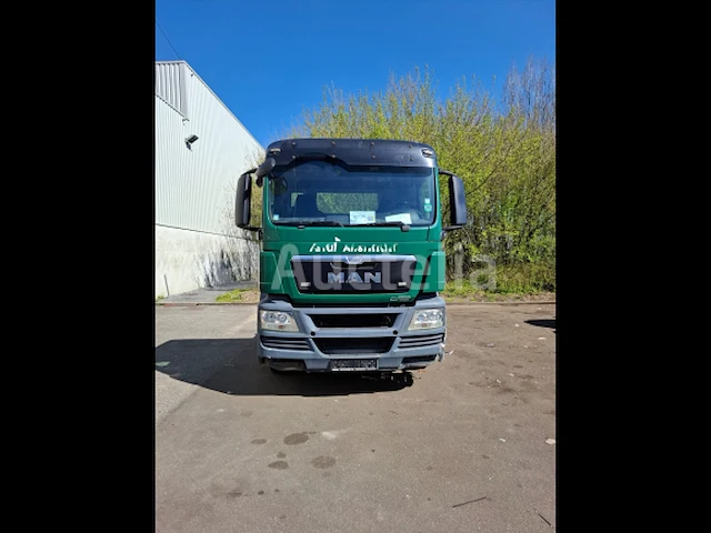 Man vrachtwagen - afbeelding 44 van  46