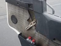 Man vrachtwagen - afbeelding 4 van  23