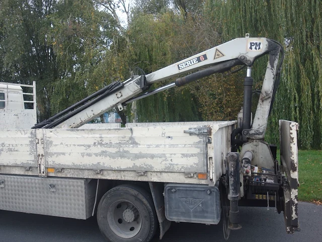 Man vrachtwagen - afbeelding 5 van  23