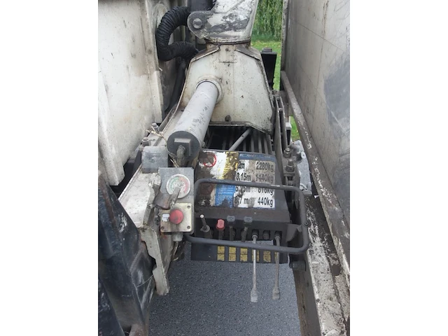 Man vrachtwagen - afbeelding 7 van  23