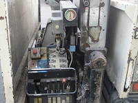 Man vrachtwagen - afbeelding 8 van  23