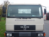 Man vrachtwagen - afbeelding 17 van  23