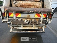 Man vuilniswagen / vrachtwagen - afbeelding 17 van  25