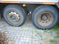 Man vuilniswagen - afbeelding 18 van  25
