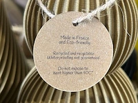 Mand met decoratie - afbeelding 3 van  6