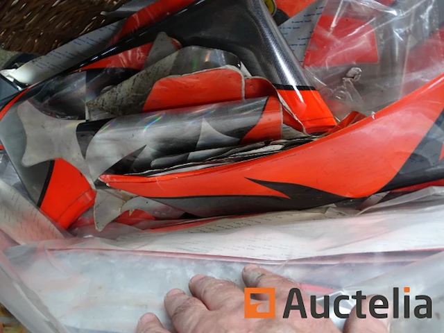Mand met sodi karting decoratiestickers - afbeelding 6 van  9