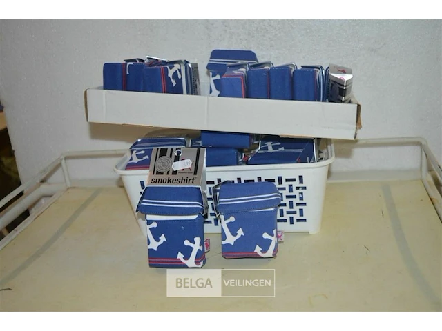 Mandje ± 24 smokershirt - afbeelding 1 van  2