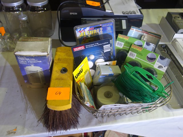 Mandje diversen - afbeelding 1 van  1