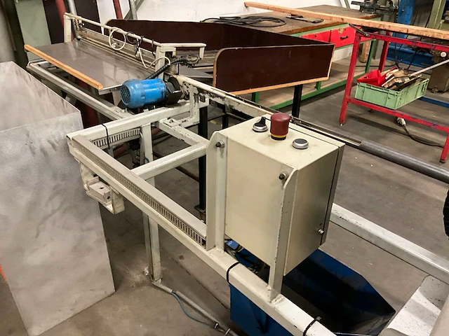 Manhurin kmx 413 cnc draaibank - afbeelding 9 van  23