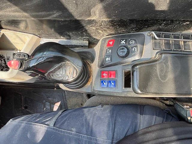Manitou - 2017 - mlt 737 130 ps - verreiker - afbeelding 10 van  20