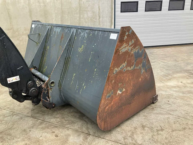 Manitou digging bucket - afbeelding 2 van  4