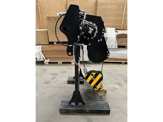 Manitou hydraulische lier - afbeelding 2 van  8
