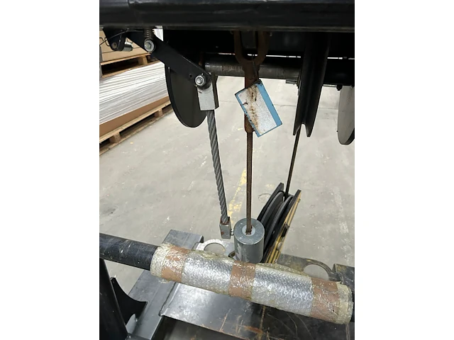 Manitou hydraulische lier - afbeelding 7 van  8
