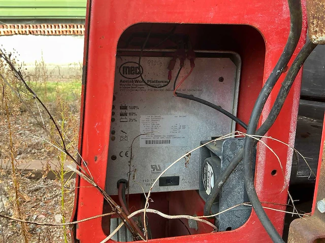Manitou maniacces 100elx hoogwerker - afbeelding 5 van  9