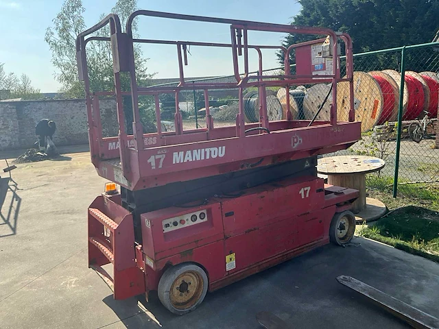 Manitou schaarlift - afbeelding 10 van  17