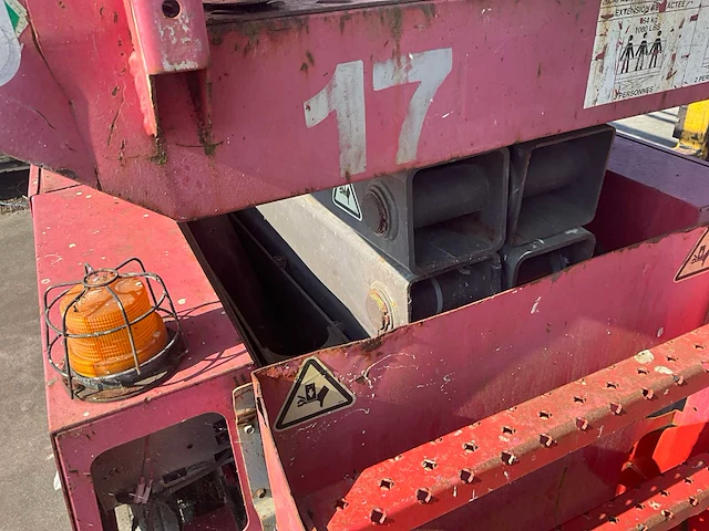 Manitou schaarlift - afbeelding 14 van  17