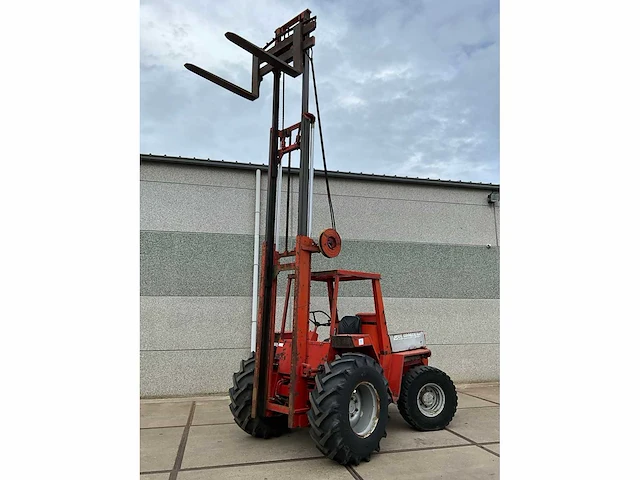 Manitou vorkheftruck - afbeelding 4 van  12