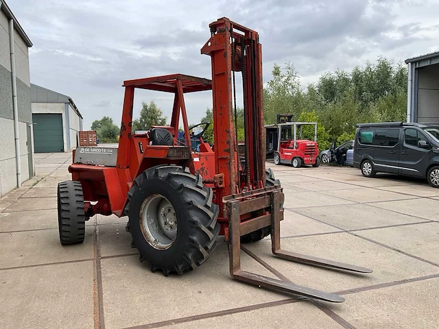 Manitou vorkheftruck - afbeelding 5 van  12