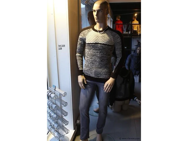 Mannequin zonder hoofd (kledij niet inbegrepen) - afbeelding 1 van  1