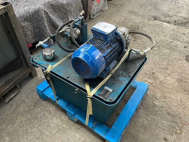 Mannesmann rexroth hydraulisch aggregaat - afbeelding 1 van  4