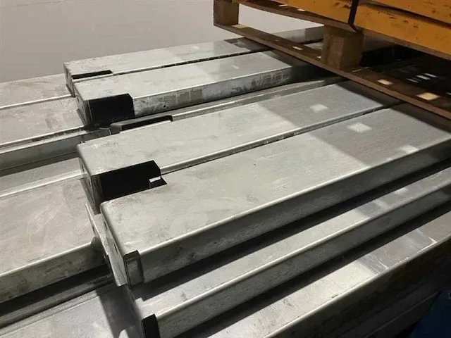 Manorga platform lengte 9530mm , breedte 10000mm, hoogte 3245mm (250kg/m²), occasie - afbeelding 4 van  9