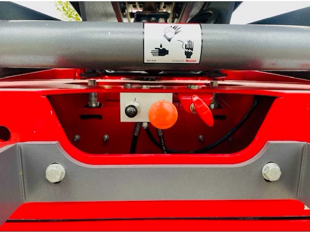 Mantall xe 100 w schaarlift nieuw - 2024 - afbeelding 6 van  14
