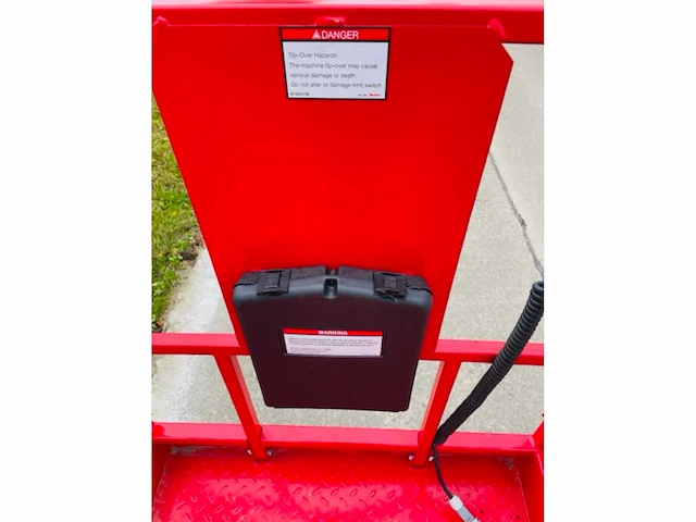 Mantall xe 100 w schaarlift nieuw - 2024 - afbeelding 13 van  14
