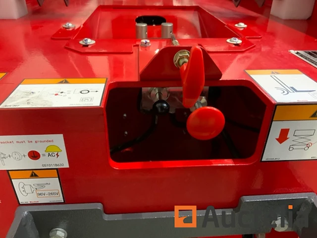 Mantall xe80n schaarhoogwerker 7.8m - afbeelding 23 van  23