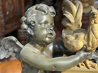 Mantelklok en bronzen kandelaars - afbeelding 12 van  19