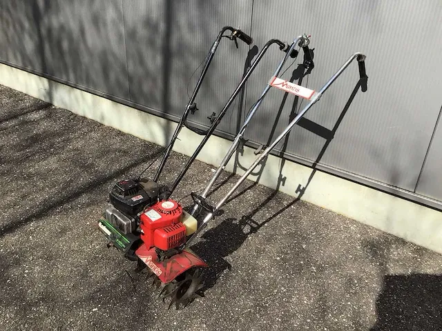 Mantis/bolens mini benzine grondfrees (2x) - afbeelding 4 van  4