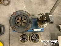 Manuele bediende hydraulische pers voor autoairco slangen - afbeelding 3 van  5