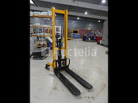 Manutan stapelaar a170153