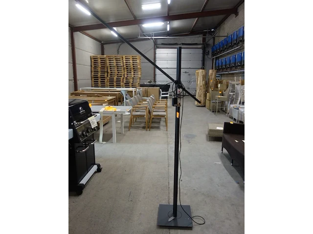 Manutti floorlamp - afbeelding 1 van  4