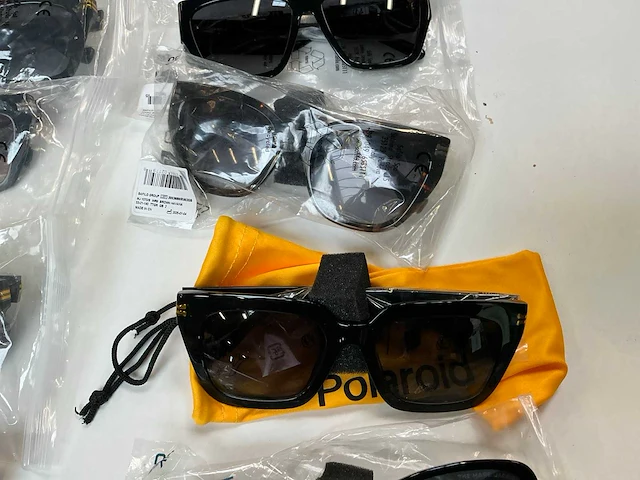 Marc jacobs zonnebril (16x) - afbeelding 6 van  12