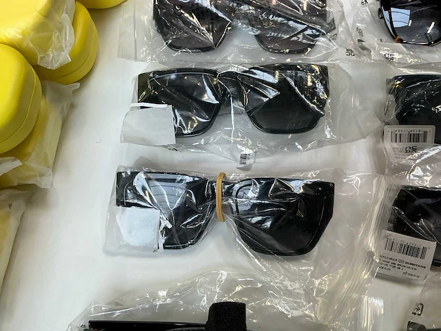 Marc jacobs zonnebril (16x) - afbeelding 11 van  13